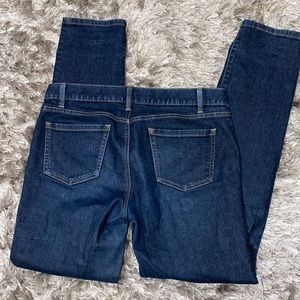 Size 8 Loft Modern Slim Jeans super nice